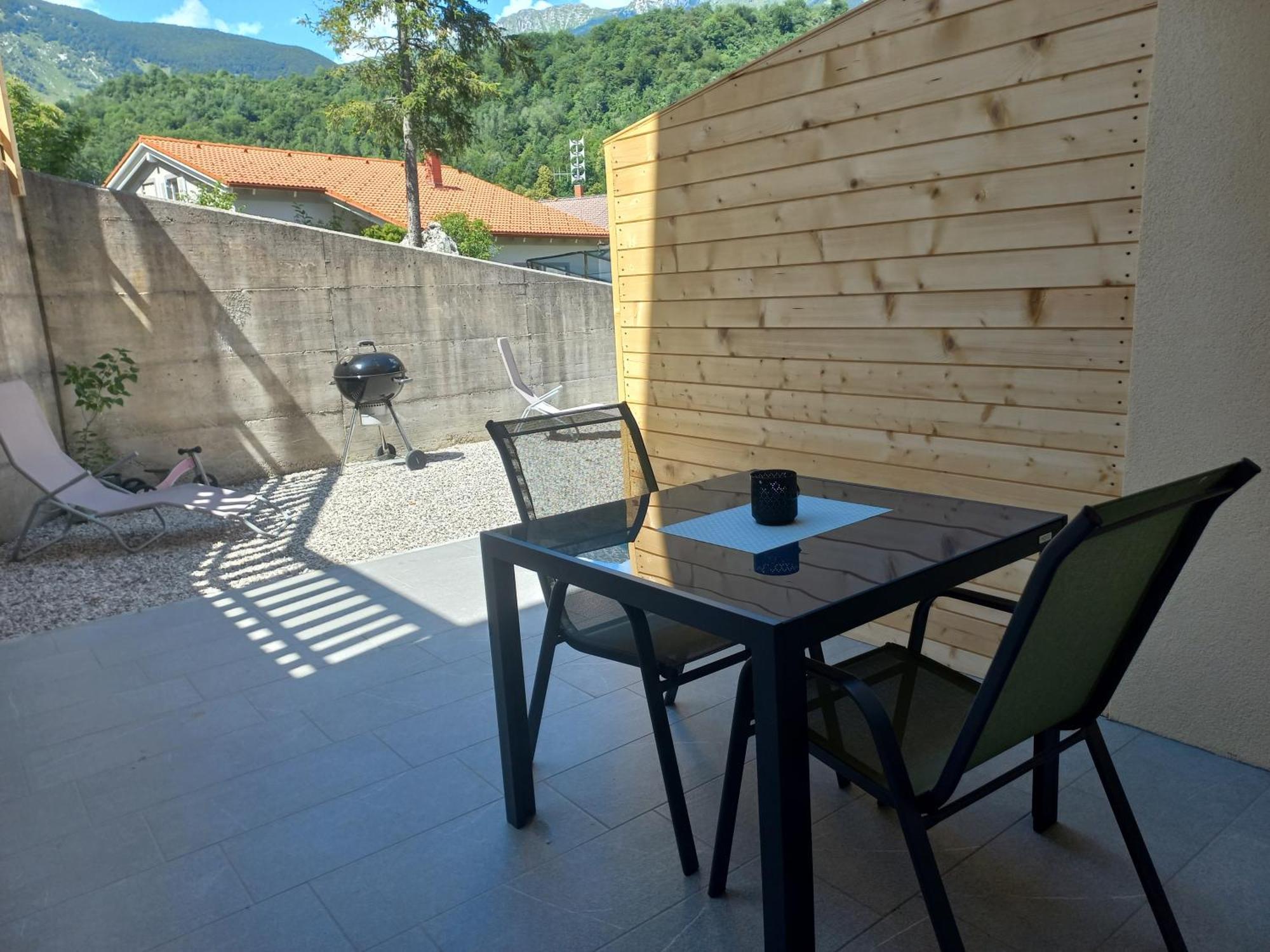 Hisa Za Gradom Apartment โคบาริด ภายนอก รูปภาพ