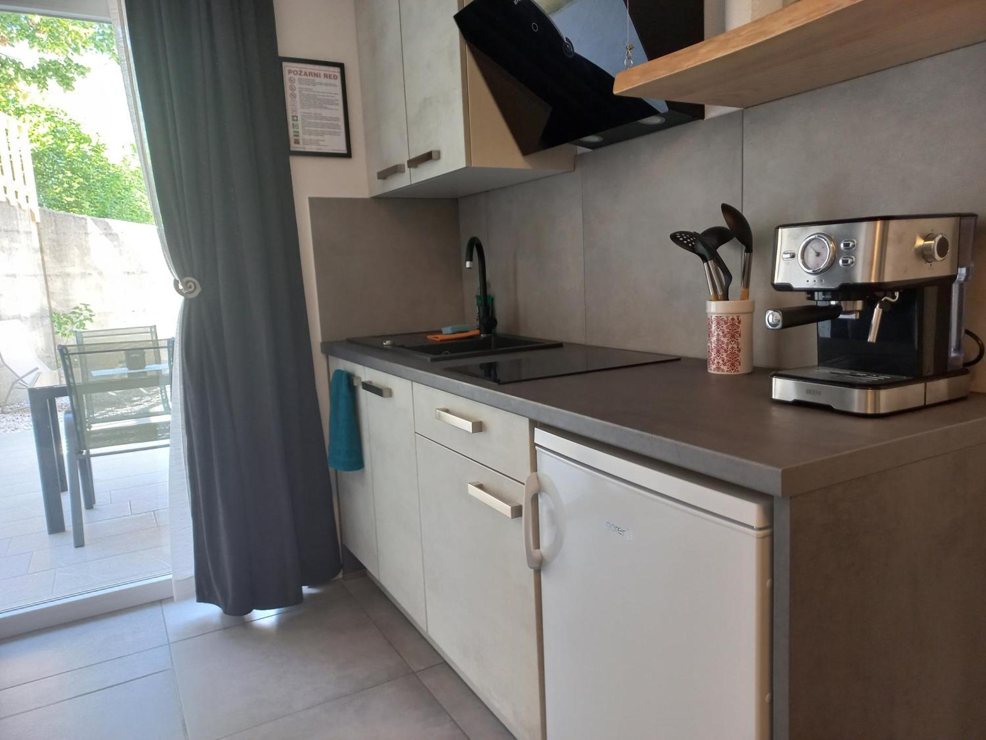 Hisa Za Gradom Apartment โคบาริด ภายนอก รูปภาพ