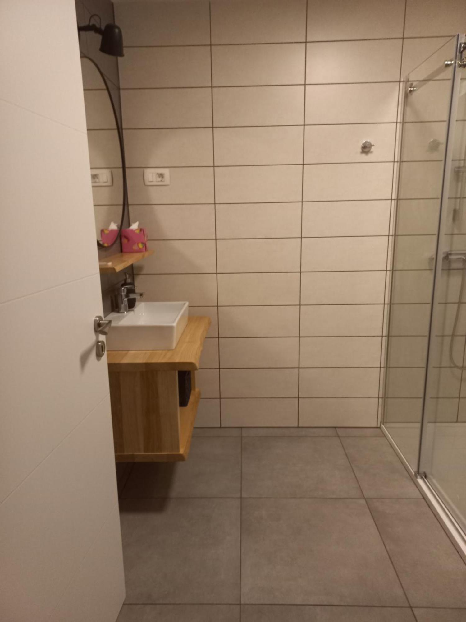 Hisa Za Gradom Apartment โคบาริด ภายนอก รูปภาพ